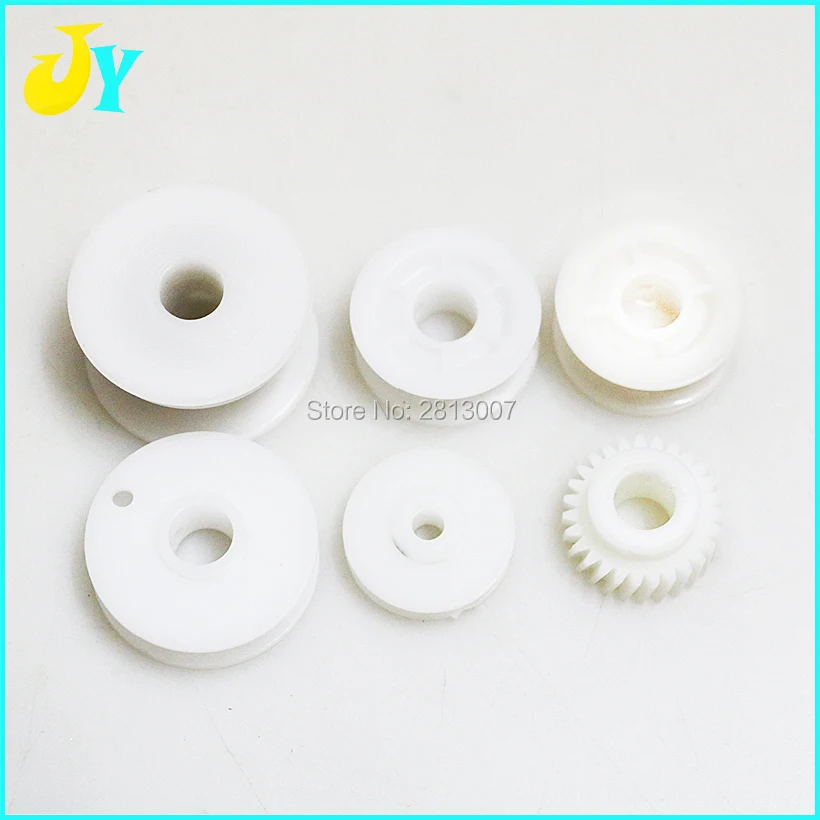 

Toy Crane Machine Claw Gantry Accessories Plastic Gear, Wheel,Pulleys, Belts...