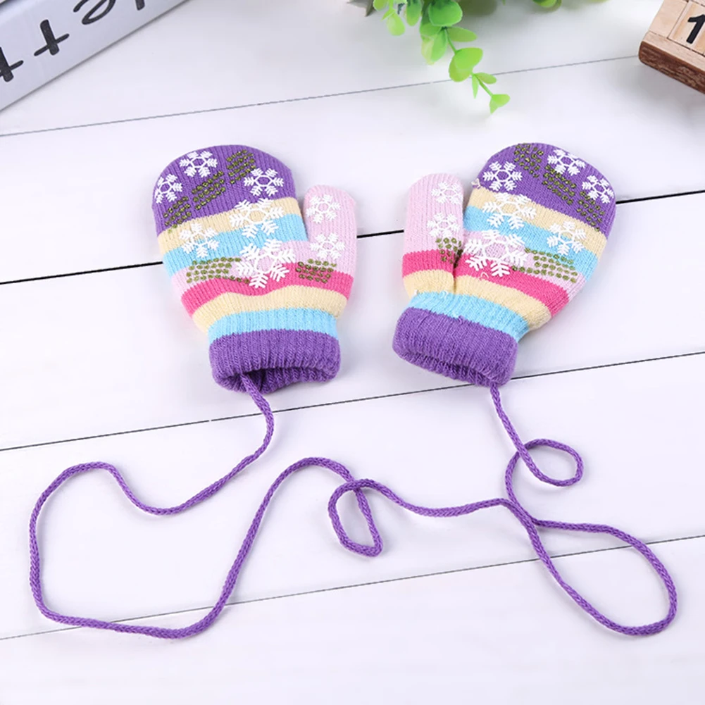 Детские плюшевые зимние теплые перчатки ручной работы варежки с завязками на