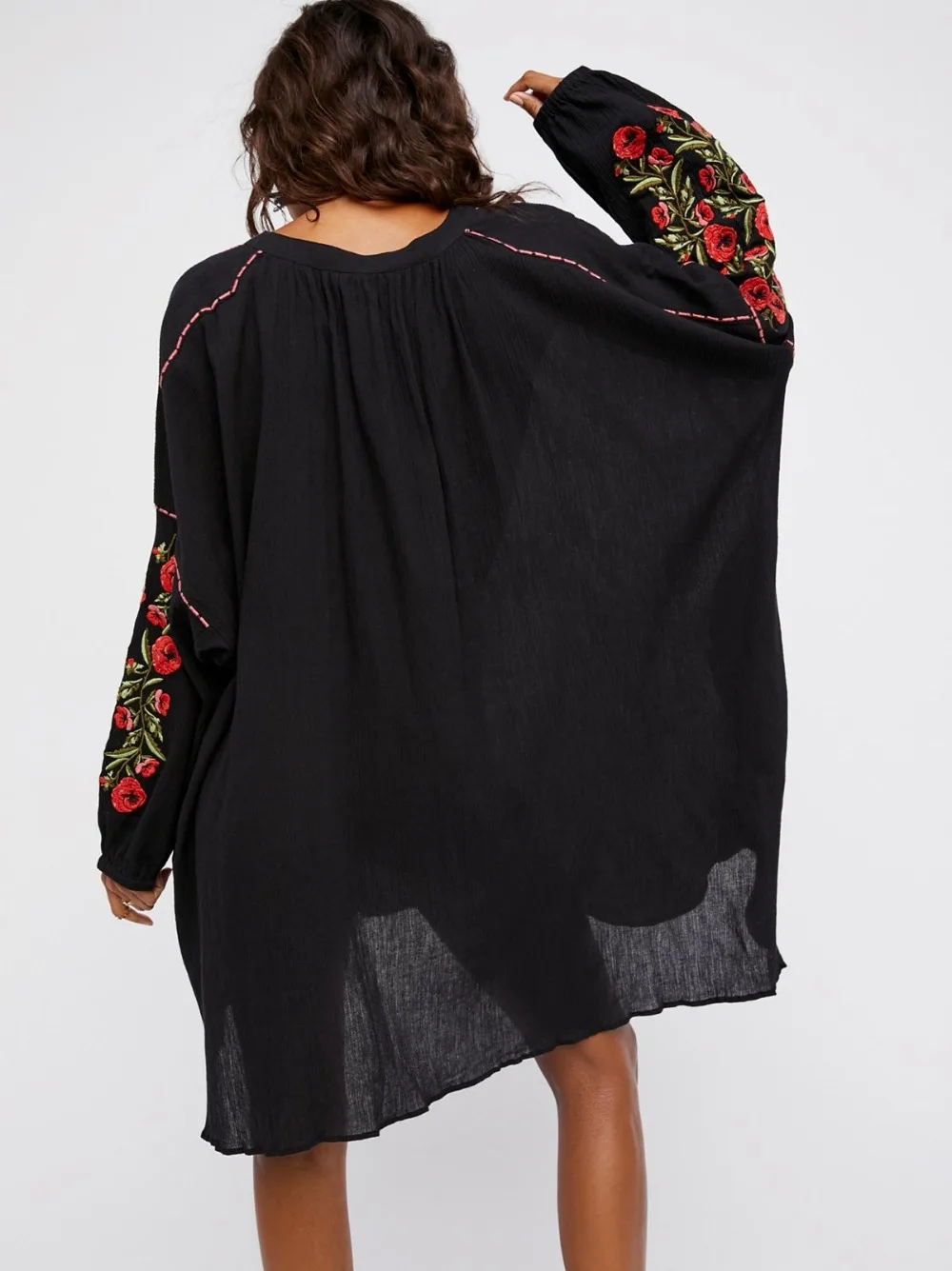 В богемном стиле с вышивкой в мексиканском Бохо для женщин v образным вырезом