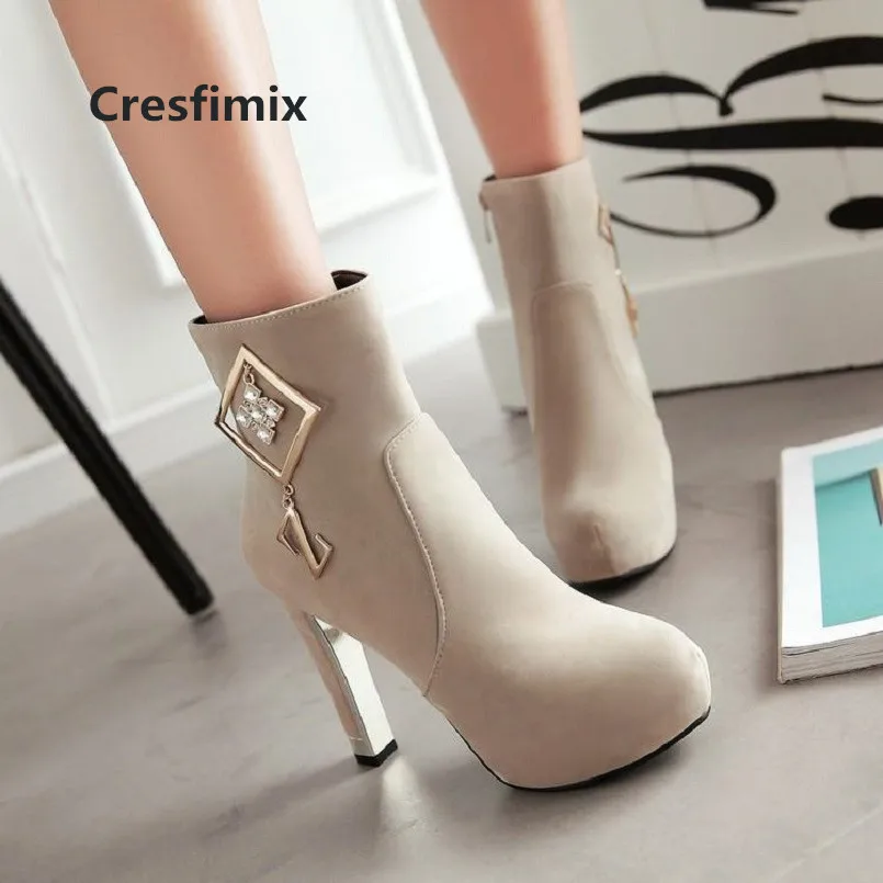 Cresfimix botas femininas Женские повседневные Черные осенние ботинки из флока Милые