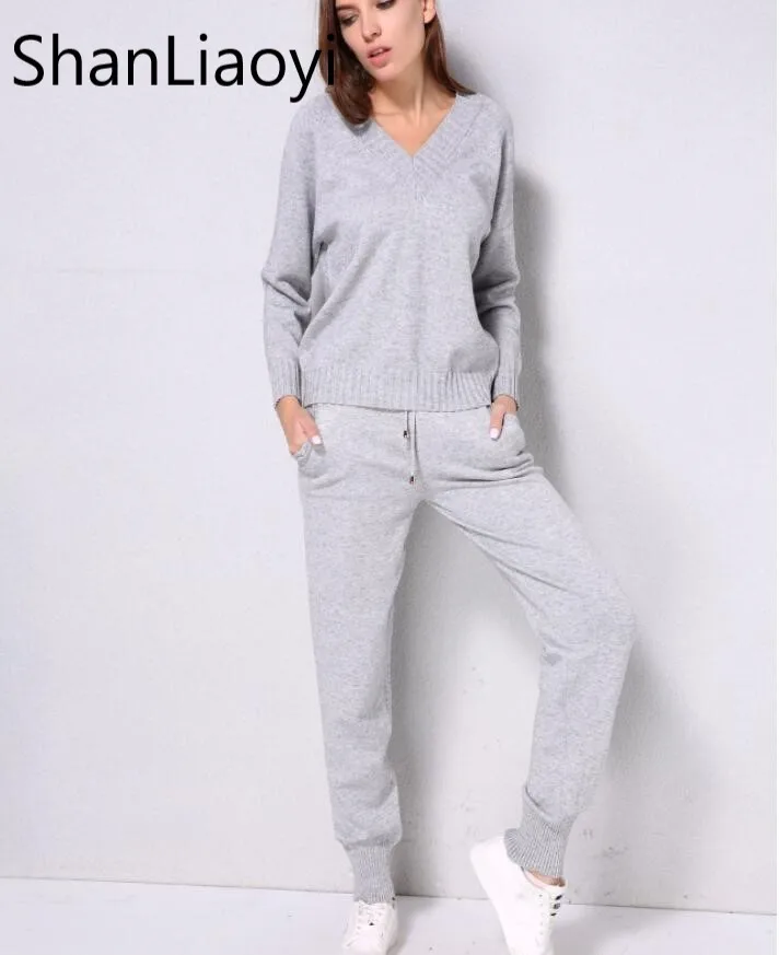 Женский трикотажный костюм из двух предметов шерстяной кашемировый вязаный со