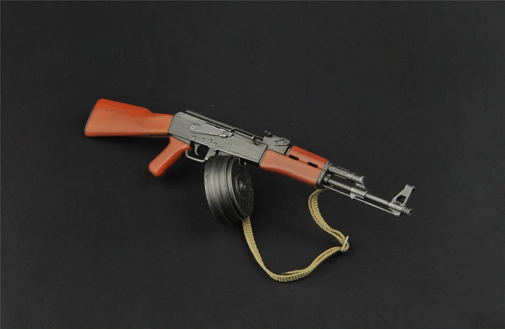 Игрушка в масштабе 1:6 модель пластикового пистолета ZY2007 1/6 оружия AK47 Игрушечная с