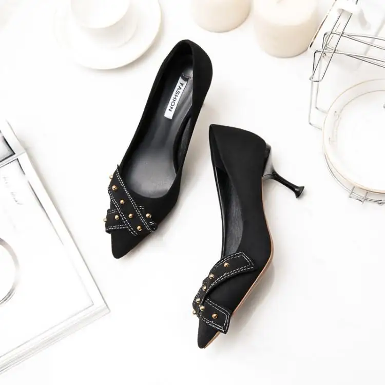 Зеленые черные замшевые женские туфли на высоком каблуке с шипами перекрестной