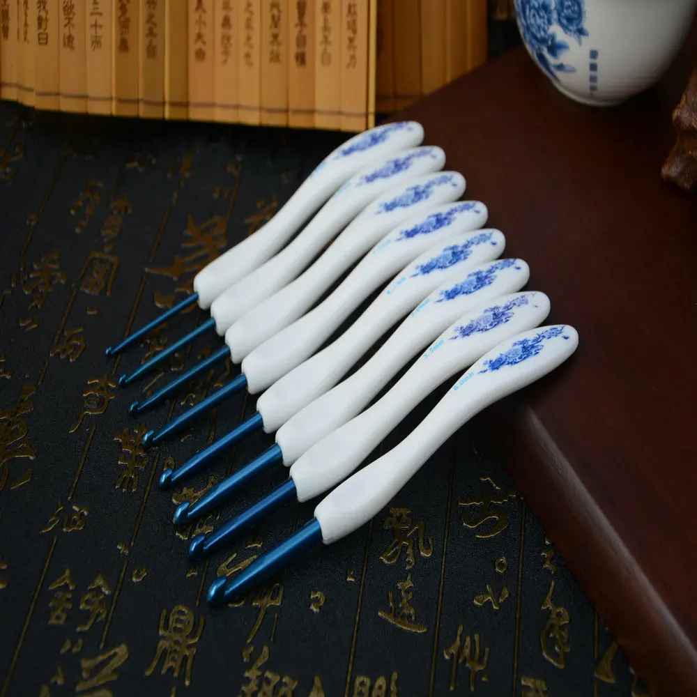 Ретро Эксклюзивное предложение голубой и белый фарфор 8 шт. изогнутая ложка