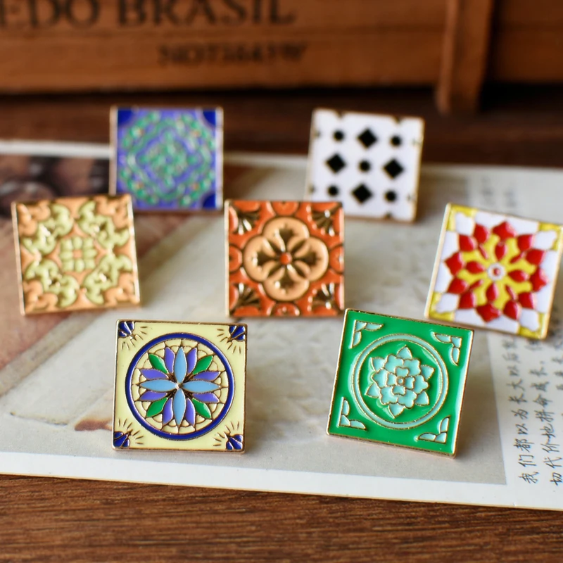 Fon Xee винтажные мозаичные плитки Джокер эмалированные значки на булавке для