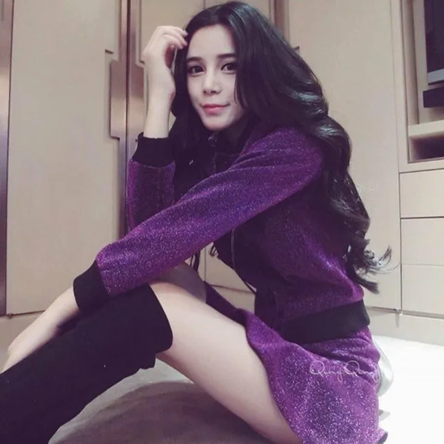 Новая женская бархатная куртка с круглым вырезом золотистого цвета на весну и