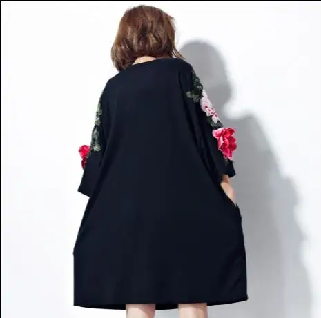 Женское винтажное платье футболка XXL 5XL черное офисное большого размера с рукавом