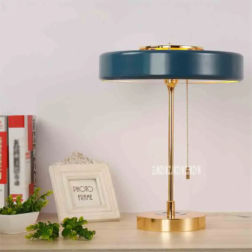 Фонарь Настольный в стиле постмодерн минималистский креативный Железный