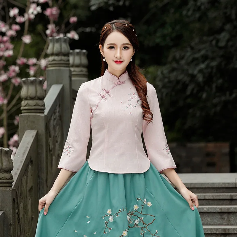 Вышивка Qipao Мода сезон: весна-лето Винтаж три четверти рукав Тан костюм топы корректирующие женская одежда китайский стиль Cheongsam Топ