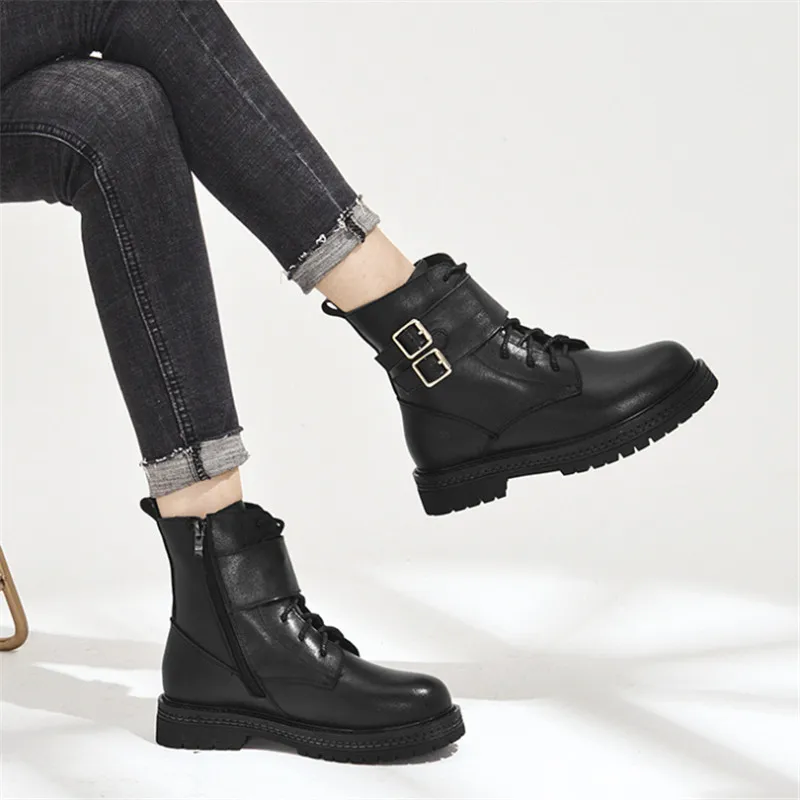 

New casual women's boots autumn winter hot leather round head women's shoes classic fashion comfortable simple Martin boots