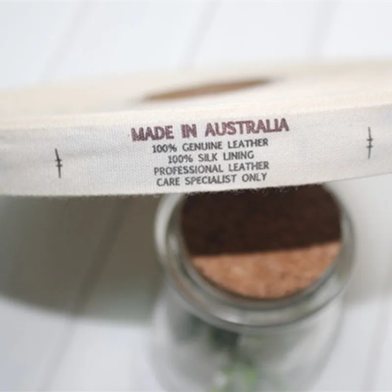 Ярлыки для мягкой стирки с рисунком под заказ бежевая нижняя сторона 1000 шт.