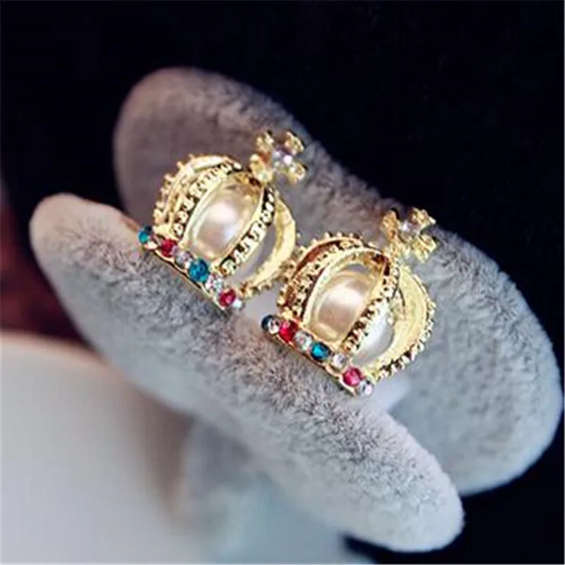 Большие серьги гвоздики в стиле ретро с имитацией жемчуга виде короны CED315|stud