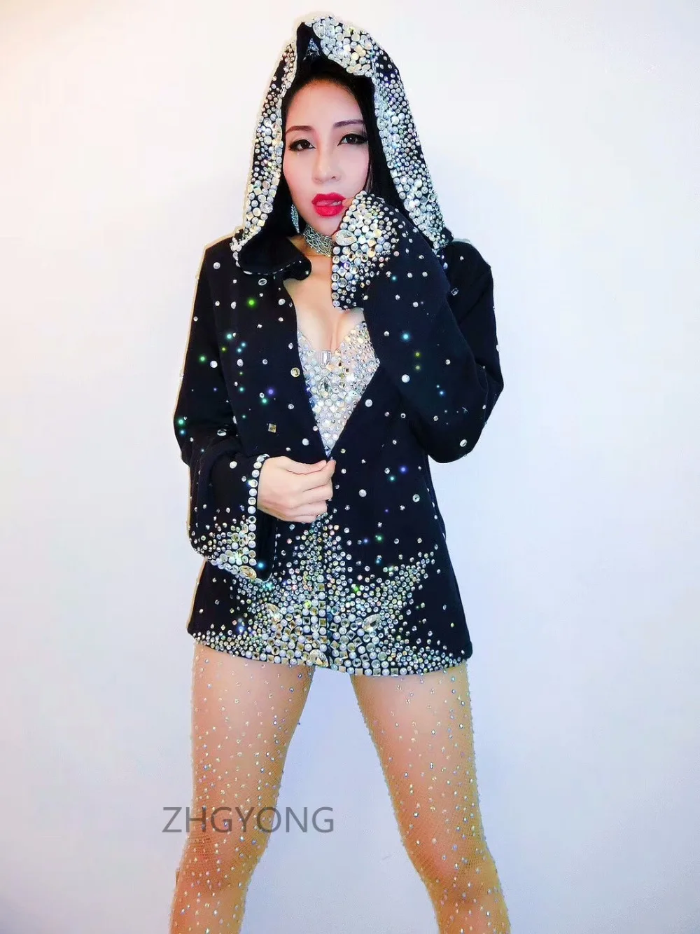 Супер флэш камень Diamond Bodysuit куртка сексуальный купальник кристаллы комбинезон певица ночной клуб бар бальные костюмы джаз Показать