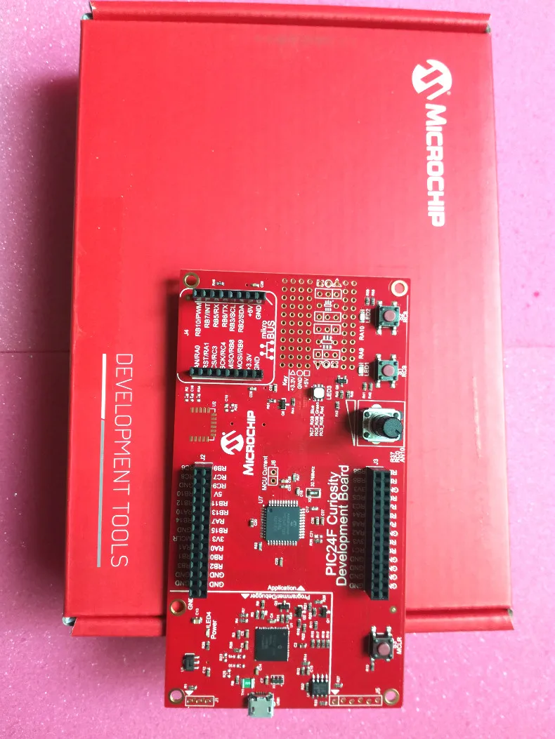 

Spotlight DM240004 PIC24FJ128GA204 PIC24F Curiosity Board Development Board
