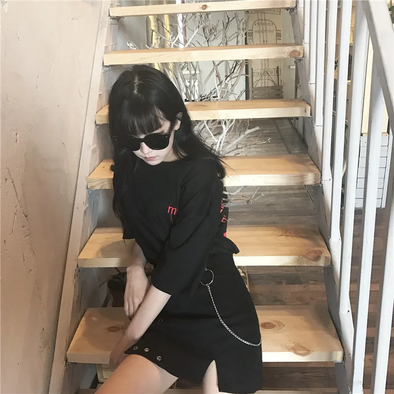 Черный Корейские модные женские юбки Ulzzang, Корейская винтажная крутая уличная одежда в готическом стиле панк, черные юбки трапециевидной формы с цепочкой - Цвет: Черный