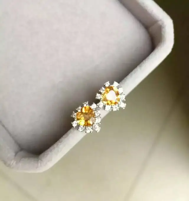 Женские серьги с натуральным цитрином из серебра 925 пробы желтым кристаллом