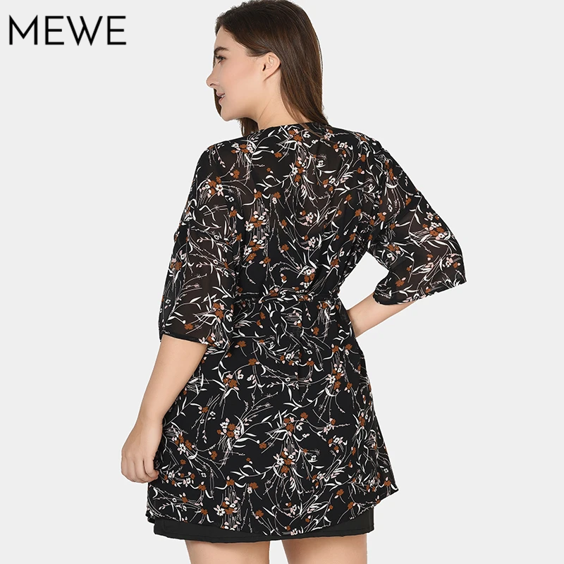 2018 New Spring Women Chiffon Shirts Plus Size Fashion Floral Print Sexy Tops Boho Style Tunic Transparent Blouse Beach Kaftan |