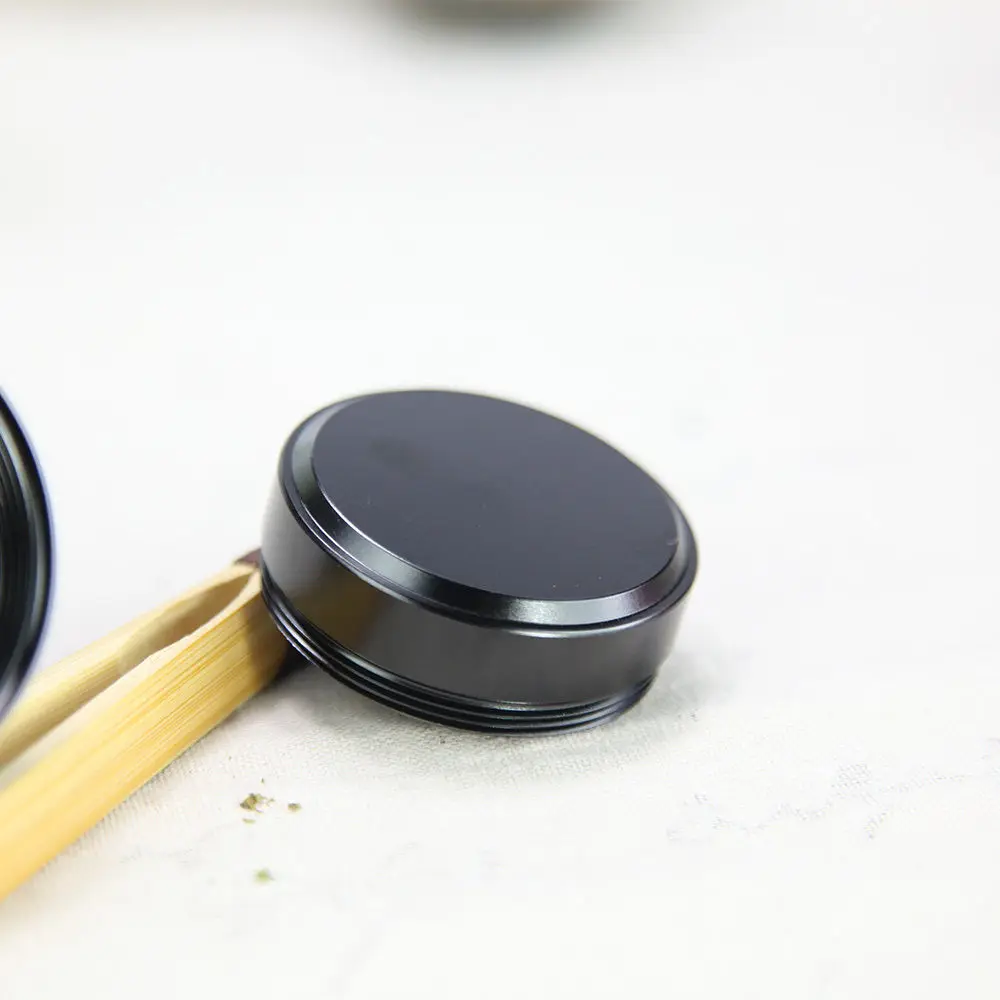 Черный мини контейнер с винтовой крышкой герметичный для чая и порошка маття 70