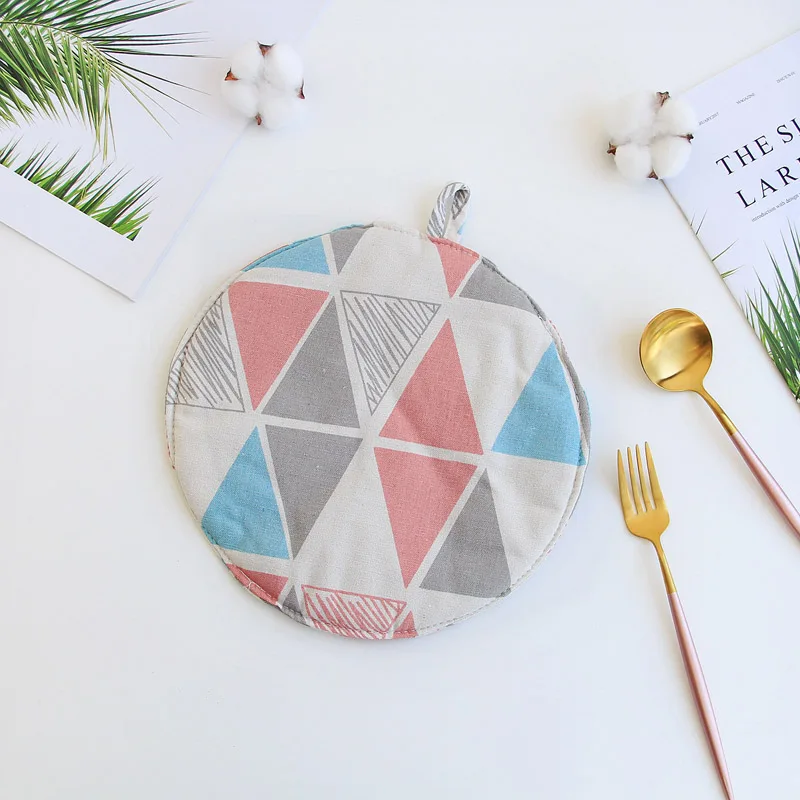 pink triangle pad 1 шт. милые Нескользящие желтые серые хлопковые модные нордические кухонные перчатки для приготовления пищи для микроволновой печи для выпечки барбекю Прихватки для духовки - Цвет: pink triangle pad