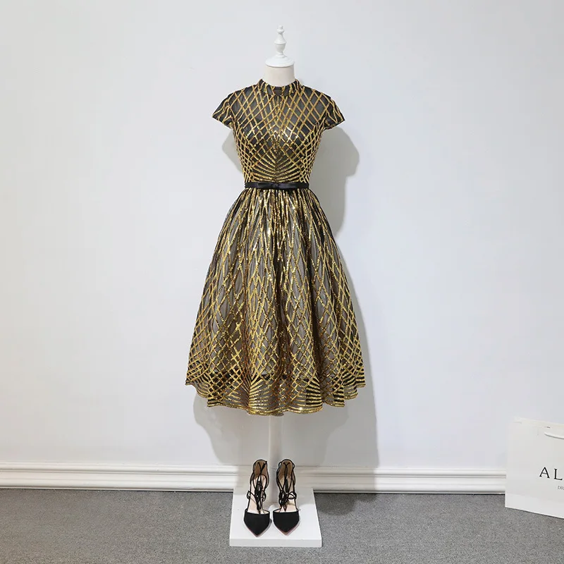 Вечернее платье с высоким воротом винтажное большого размера блестками платья