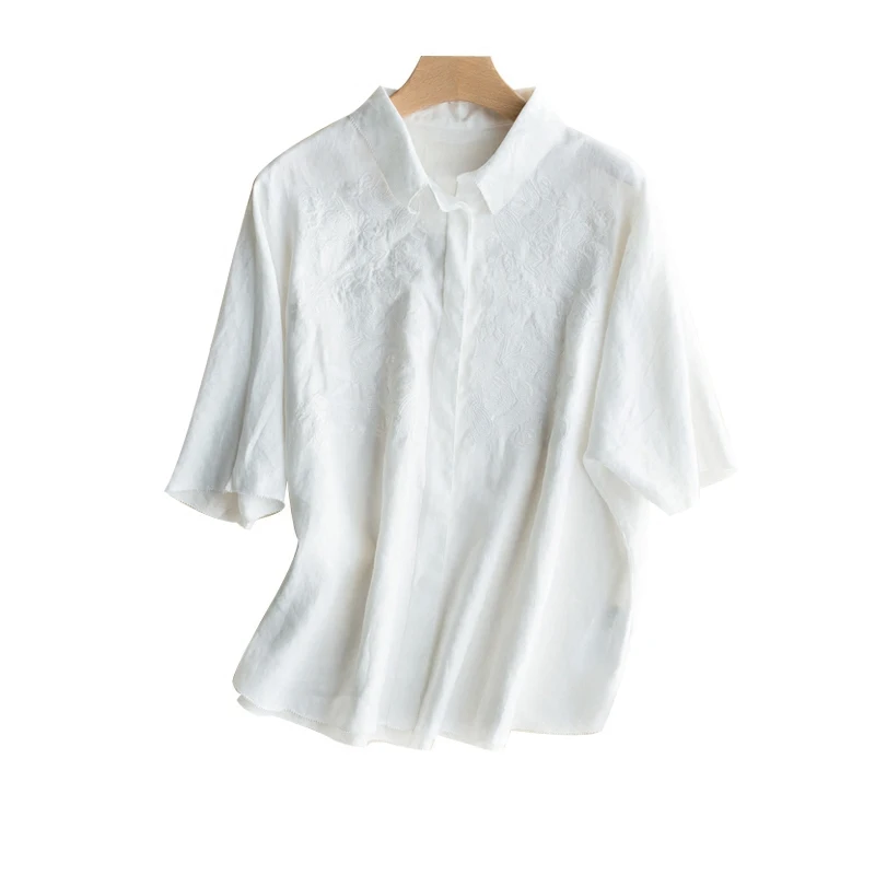 Women exquisite embroidery batwing linen loose shirt 2017 summer |