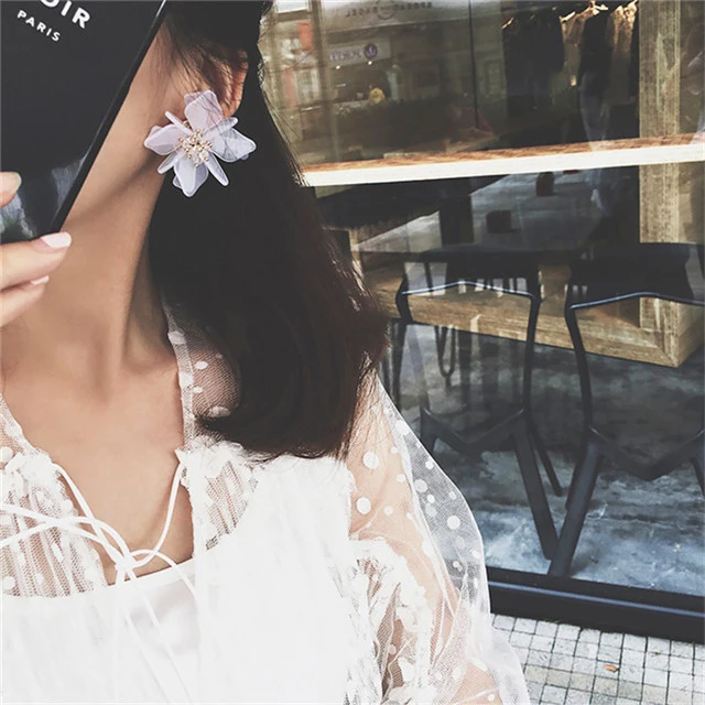 Women Jewelry Crystal White Camellia Flower Stud Earrings Fashion Personality Acrylic Petals Stereoscopic Big Oorbellen | Украшения и