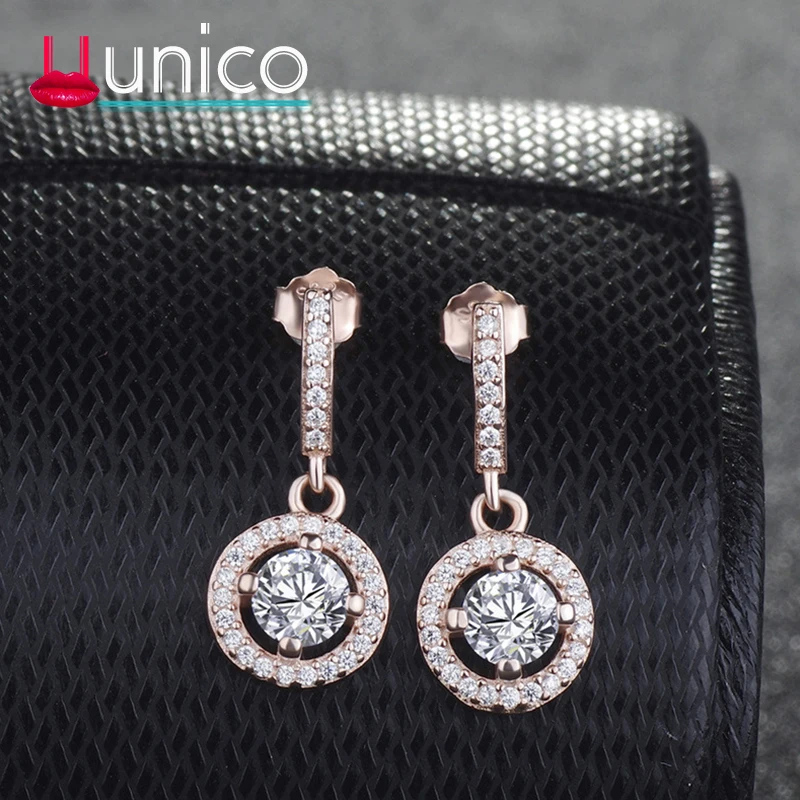 

Korean version of the simple fashion silver earrings s925 sterling silver earrings female rose gold zircon earrings ladies gift.