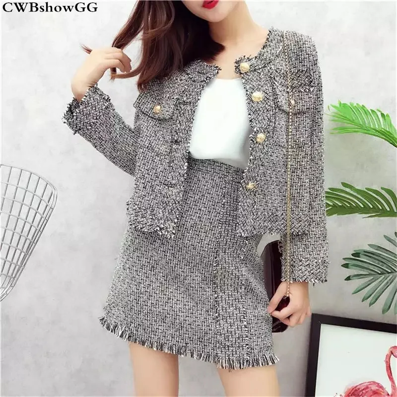 

Runway Women 2019 Autumn And Winter Tweed Ladies Single-Breasted Jackets + High Waist Tassel Bodycon Skirt Two-Piece Set