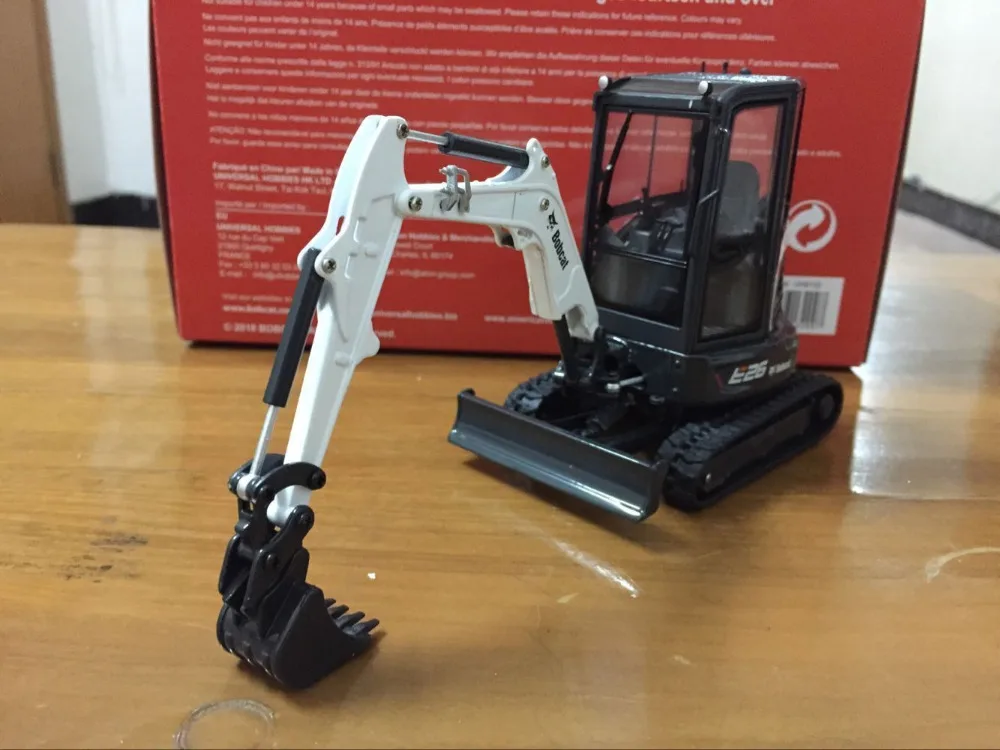 Редкий! Универсальные хобби Bobcat E26 с кабиной компактный экскаватор 1:25 масштаб