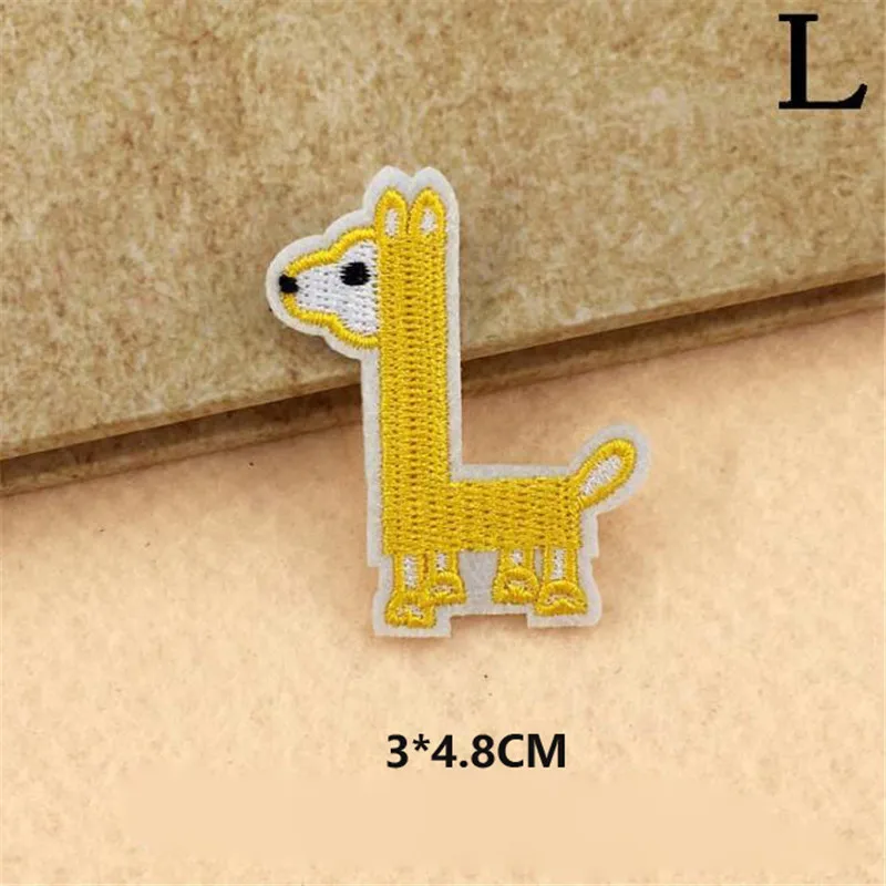 A-Z English letters patches Animal shape iron On Or Sew Fabric Sticker For Clothes Badge Embroidered Appliques DIY for kids | Дом и сад