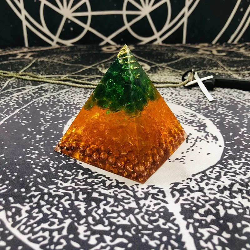 Natural Citrine Green Crystal Orgone Pyramid Eliminates Life Negative Energy Orgonite Pyramid Gabriel Maripura Chakra
