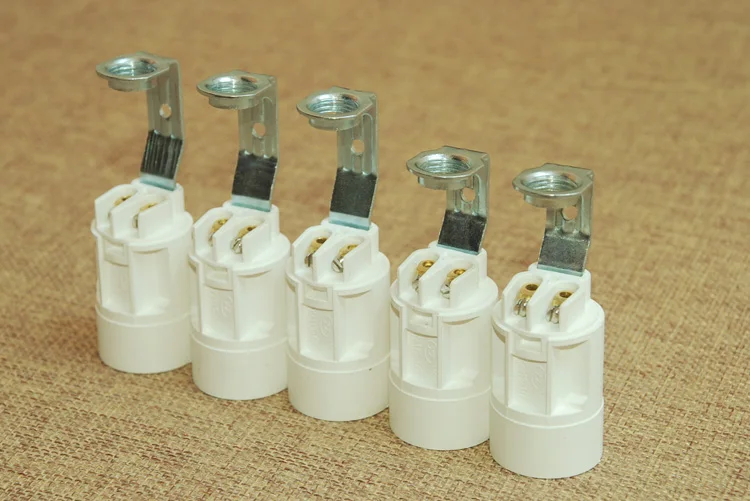 

Lamp Bases E14 Candle Lamp Holders White Edison Screw Caps Pendant Light Lamps Socket DIY Light Accessories 12pcs free shipping