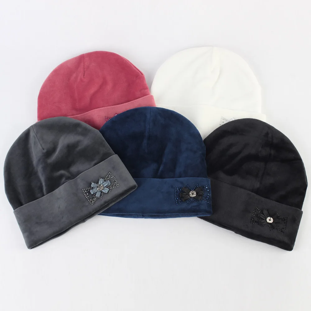 Женская Вязаная Шапка-бини с цветами Повседневная Теплая Бархатная со стразами