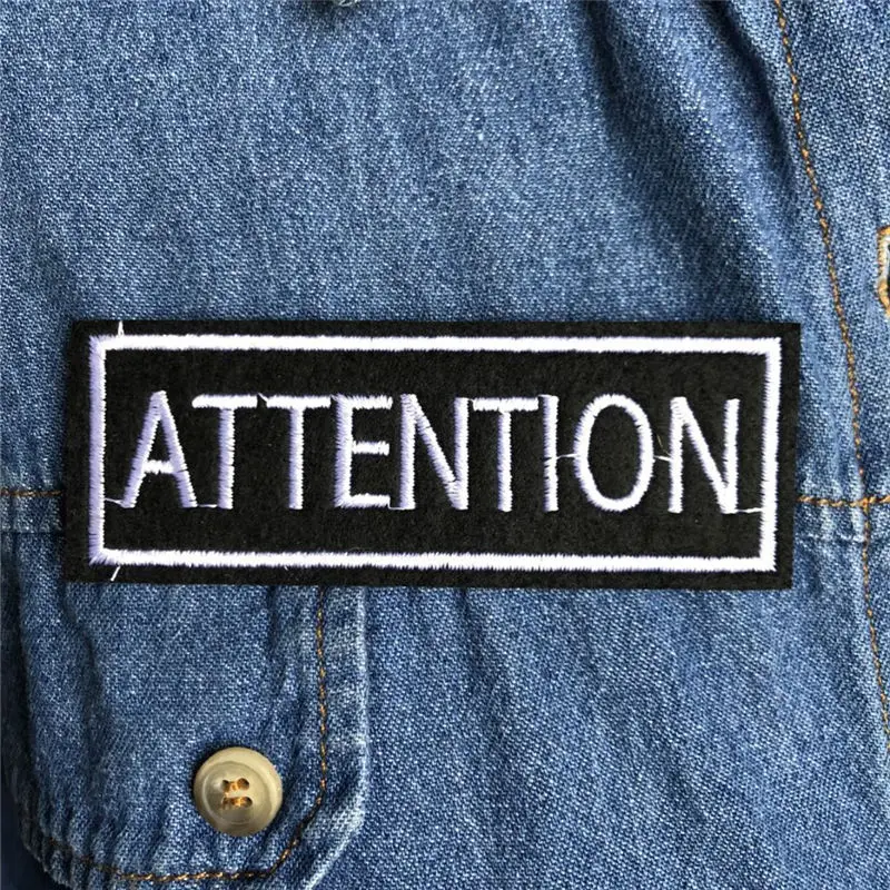 Нашивки с вышивкой надписью приклеивающиеся термоклейкие нашивки вышитые