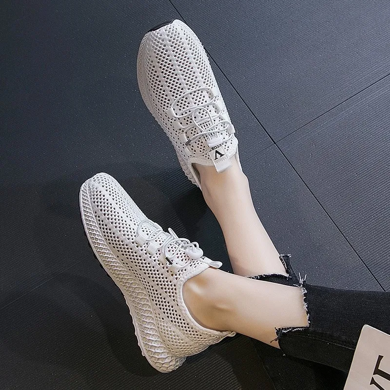 Летние дышащие сетчатые кроссовки для бега женские модные девочек легкая