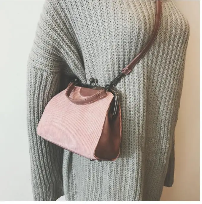 pink Модная женская маленькая сумочка с зажимом, винтажная женская маленькая сумочка, милая Повседневная сумка через плечо r* 8599gq - Цвет: pink