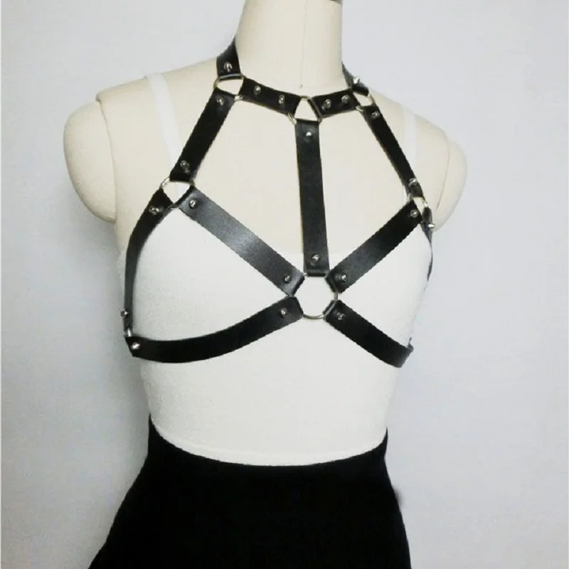 Женский кожаный бондаж с заклепками в стиле панк эффектом пуш-апа |