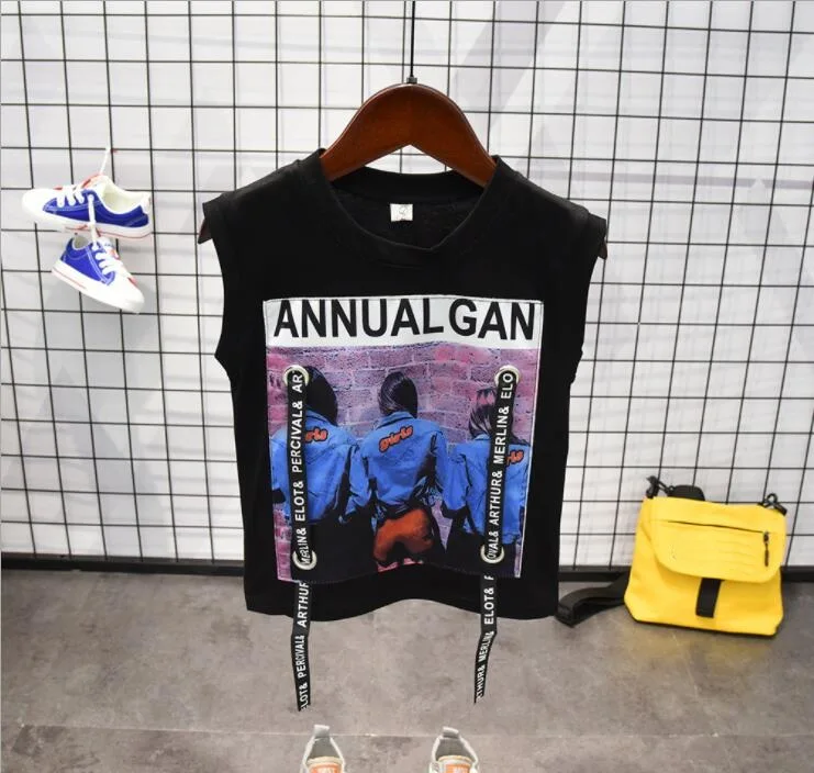 Футболка в полоску и джинсовые шорты для мальчиков 2-7 лет |