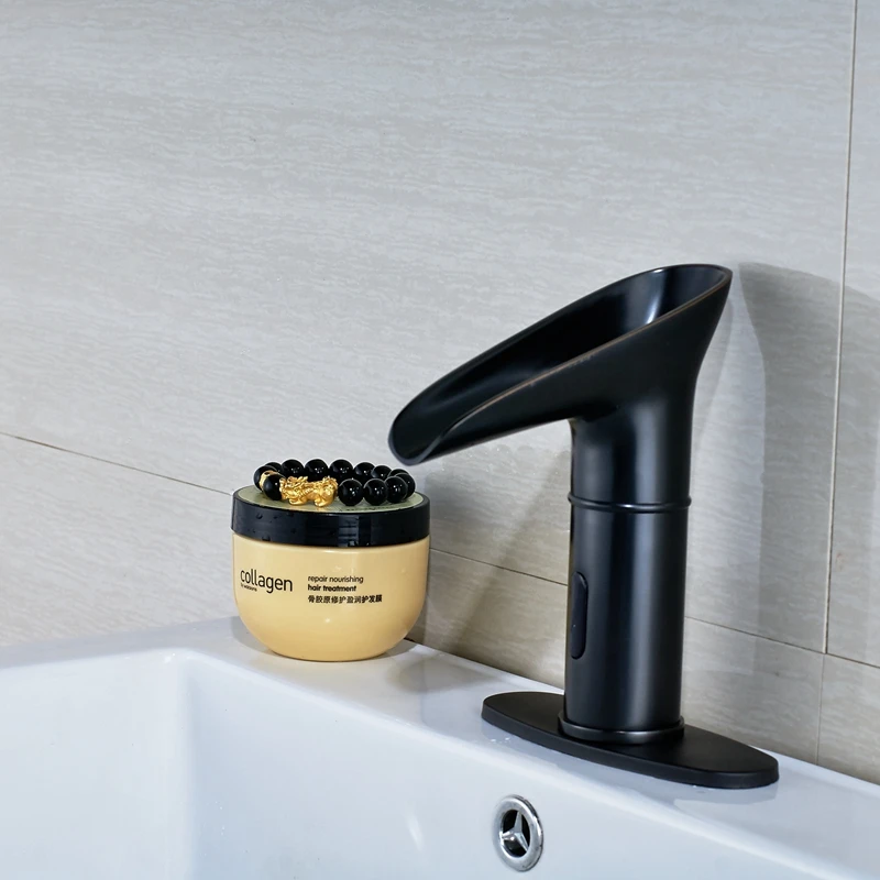 Современный бортике светодиодный цветной датчик масло втирают бронзовый кран