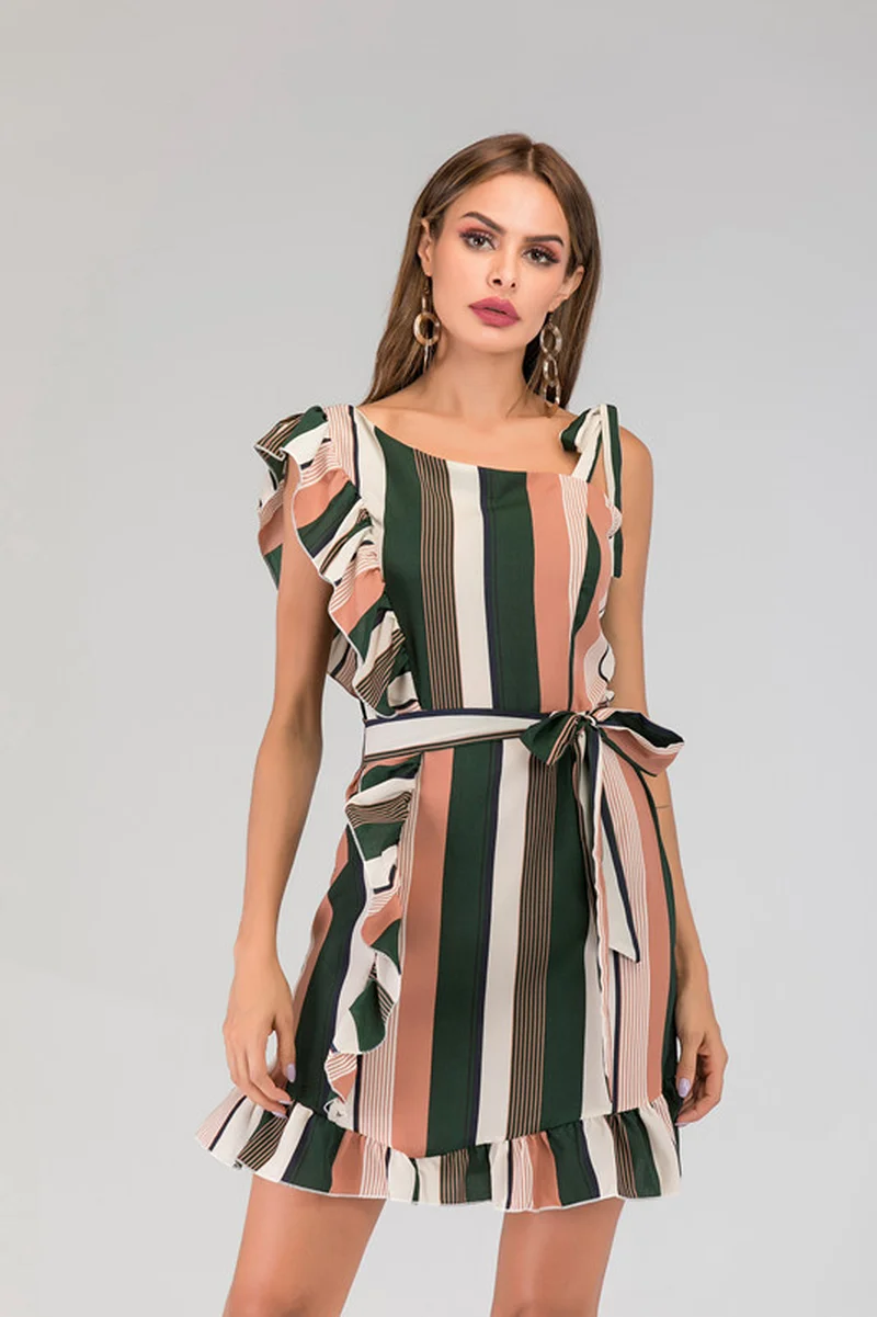 Женское повседневное мини платье в полоску трапециевидной формы с оборками и