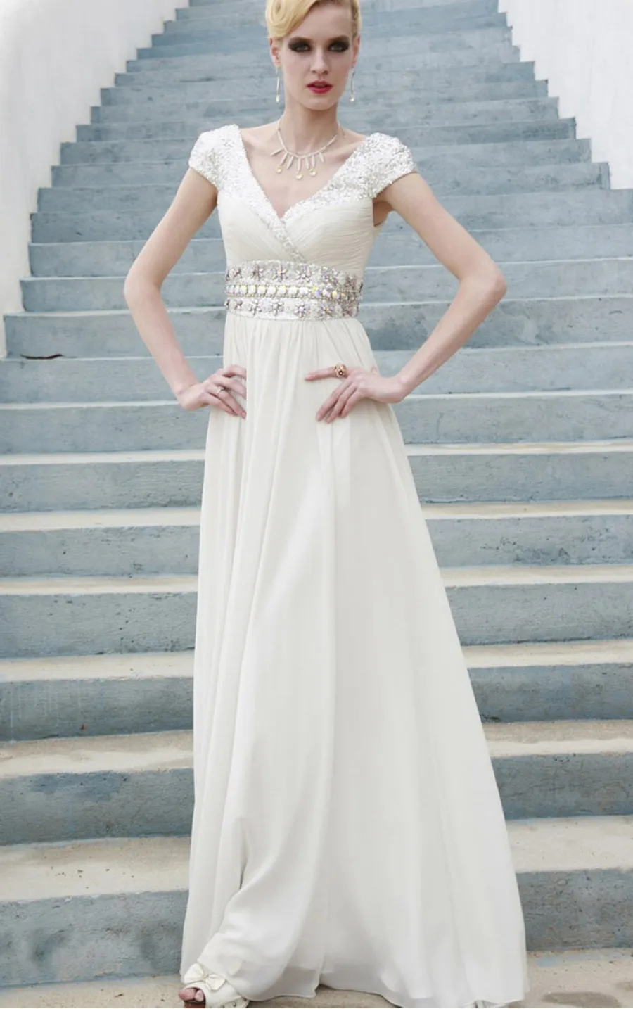 Gentle White A-line Floor-length V-neck 2015 Dress | Свадьбы и торжества