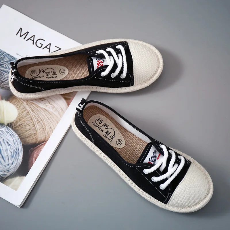Повседневная парусиновая обувь на плоской подошве Цвет белый черный Легкая