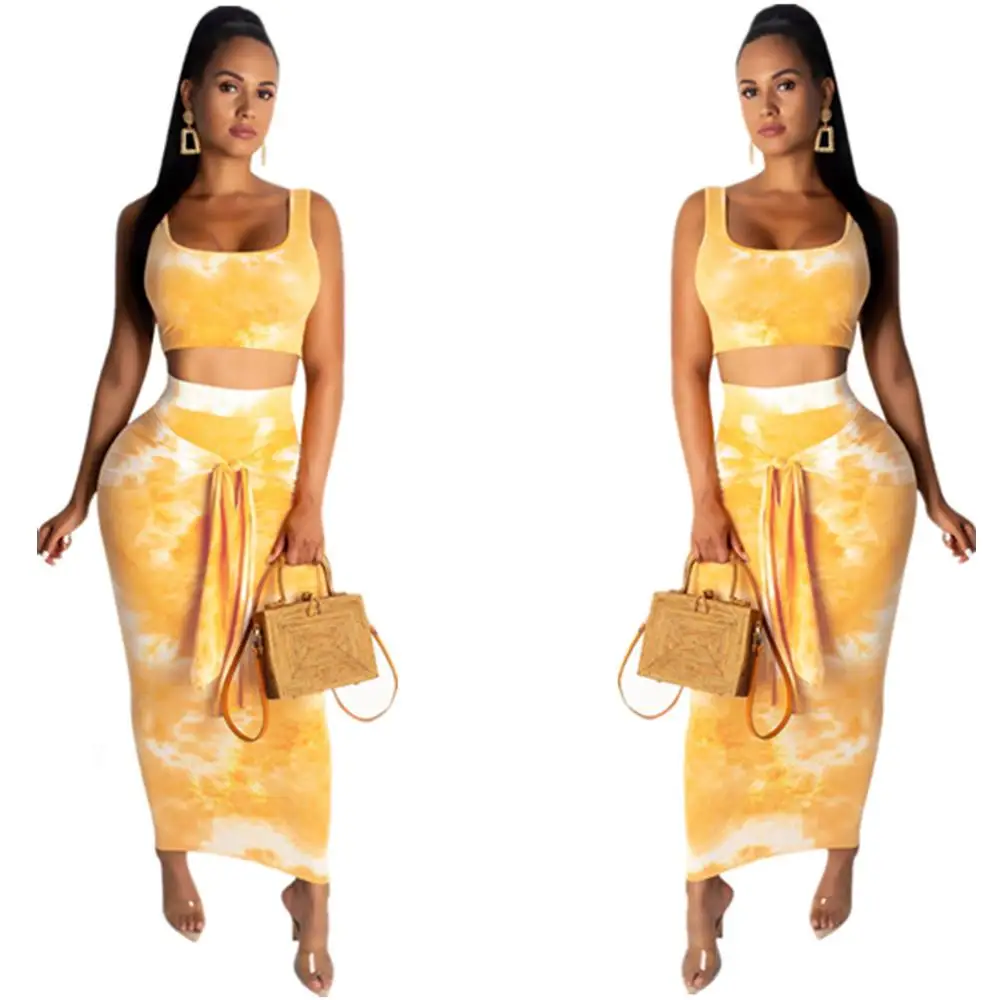 Женское облегающее платье без бретелек с принтом| |