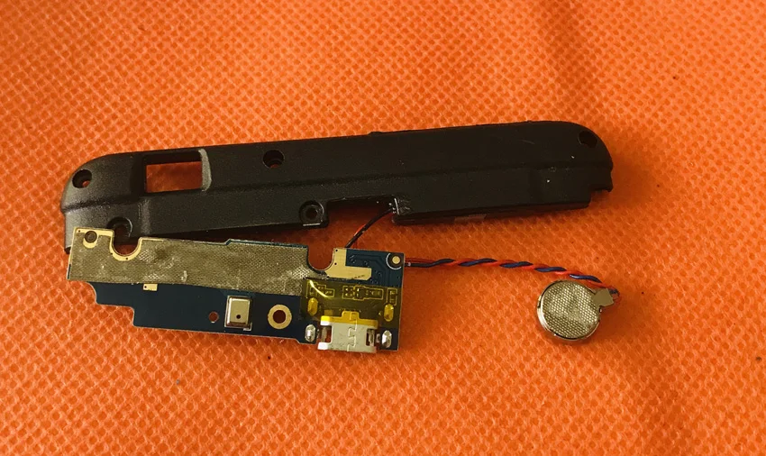 Б/у оригинальная зарядная плата с USB разъемом + Громкий динамик для Gretel GT6000 MTK6737 Quad