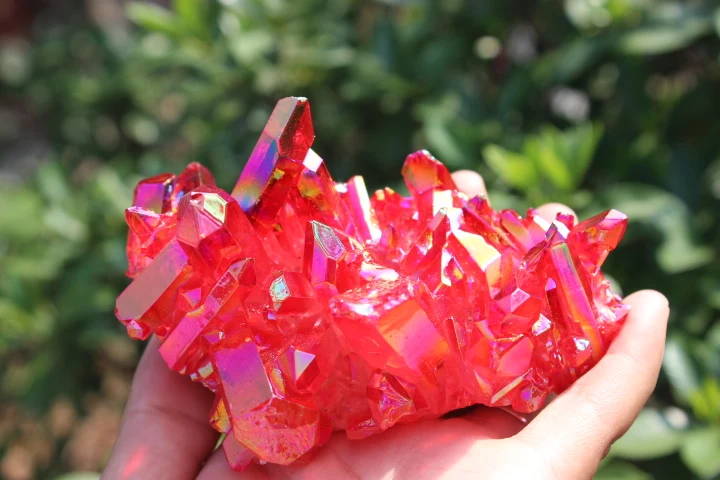

370 grams of natural quartz crystal red angel halo furnishing articles A6