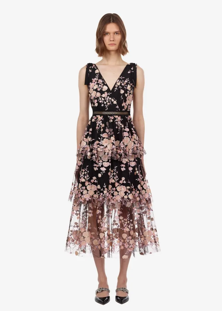 Черное платье с цветами и блестками Новое поступление 2019|Женские платья| |