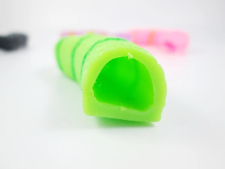 

24pcs/lot Novelty TPR The Snake Finger Puppet Toys Funny Toys for Telling Stories Halloween Kids Funny Toy