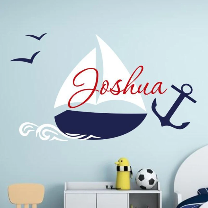 Настенная Наклейка YOYOYU с изображением персонализированного имени мальчика, лодка на стену, наклейка, Морской парусник, якорь, виниловый декор для стен в спальню GY004