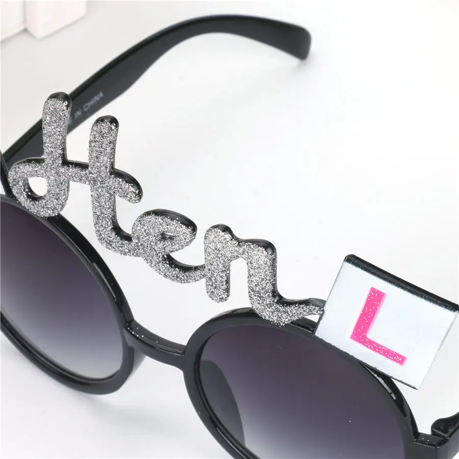 Блестящий серебристый костюм для девичника макияжа очки невесты маскарадного