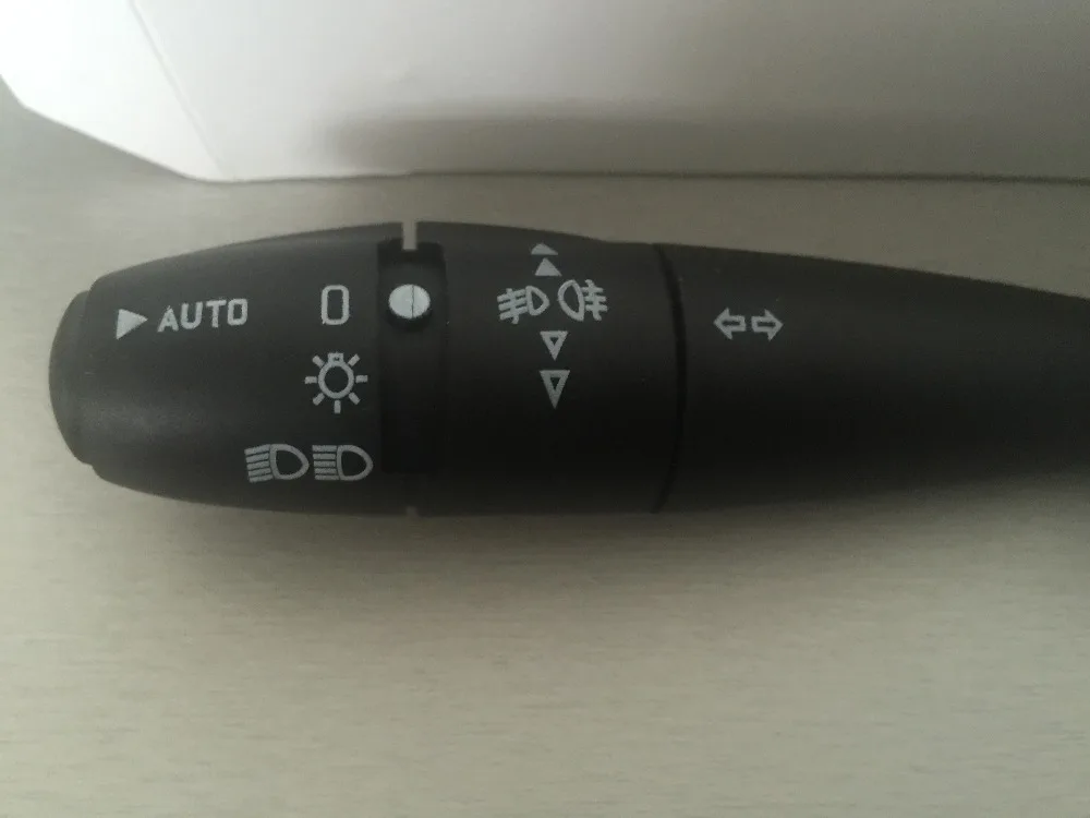 Бесплатная доставка для peugeot 206 301 307 308 3008 405 407 408 переключатель поворотов рулевая